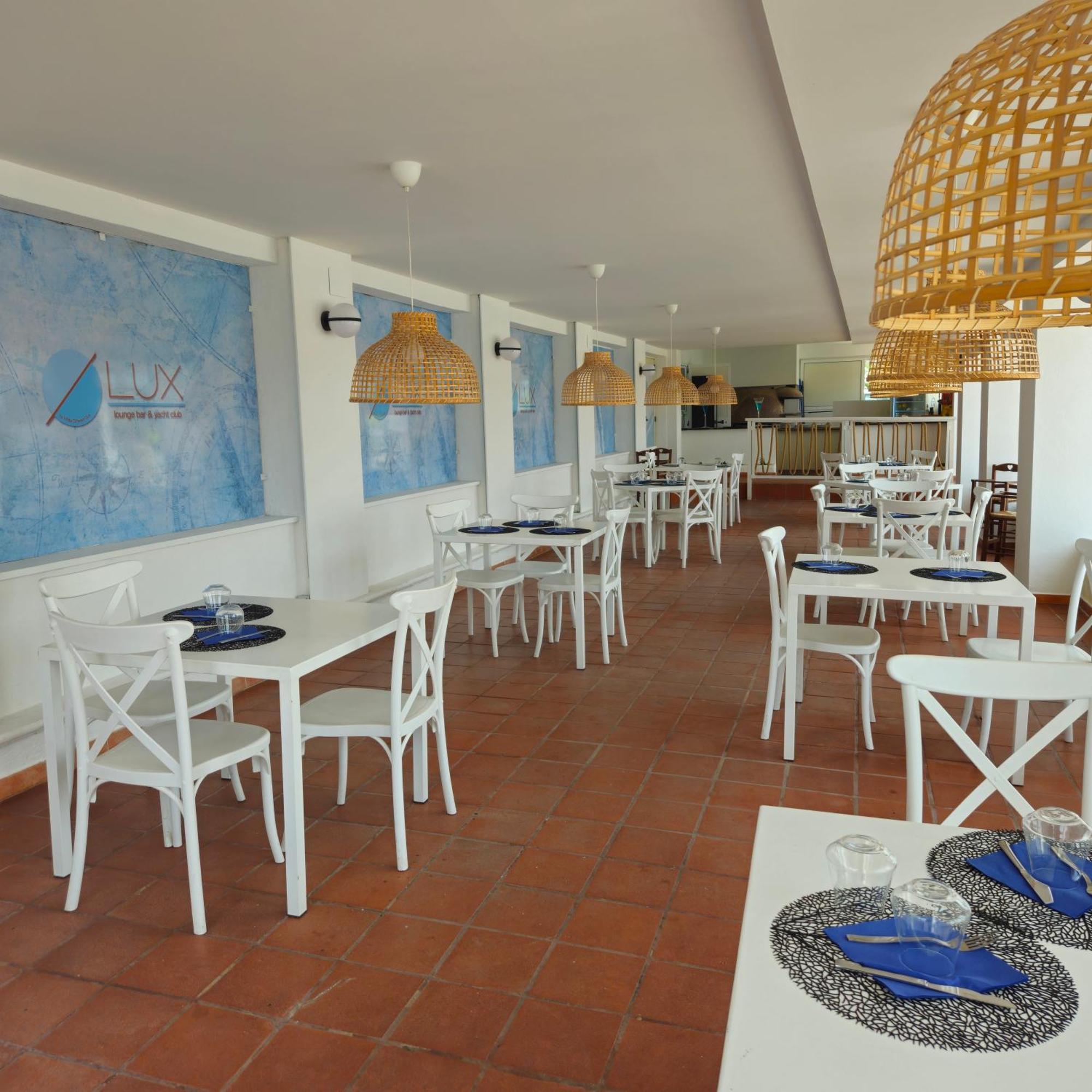 Aparthotel Casa Vacanze Lux By White à I Casoni Extérieur photo